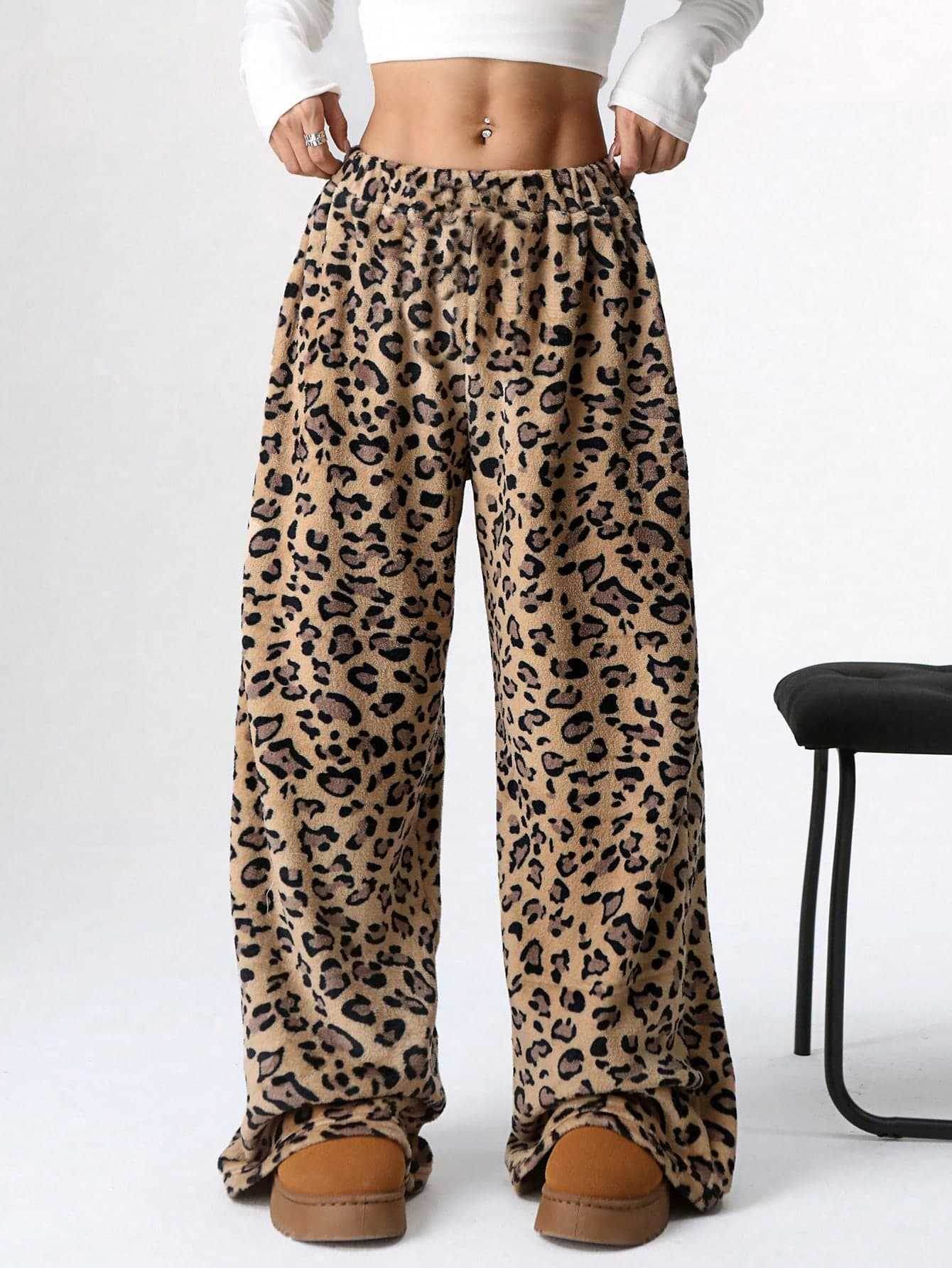 Trendy Leopard Print Wide Leg Pants - Chic Style for Every Occasion - Buy Center