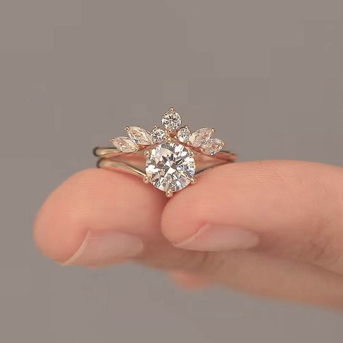 Buy Center Sanjie Rose Gold Couple Rings - Simple Alloy Set for Women - Buy Center