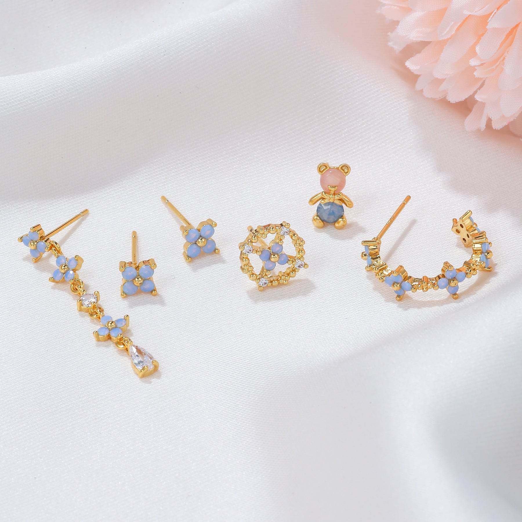 Elegant 18K Gold Bear Flower Tassel Ear Studs - European & American Style - Buy Center