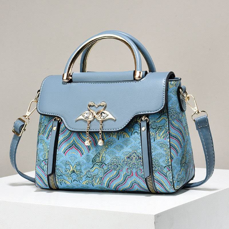 Buycenter Chinese Embroidery Handbag - Stylish Clutch for Daily Use - Buy Center