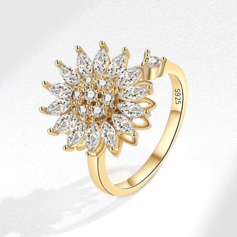 Buy Center S925 Sterling Silver Ring for Women - Adjustable Daisy Design - Buy Center