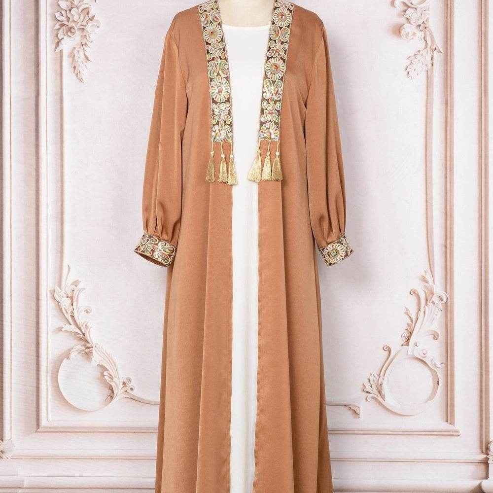 Women's Two-Piece Cardigan Set with Tassel Pendant - Cozy & Stylish