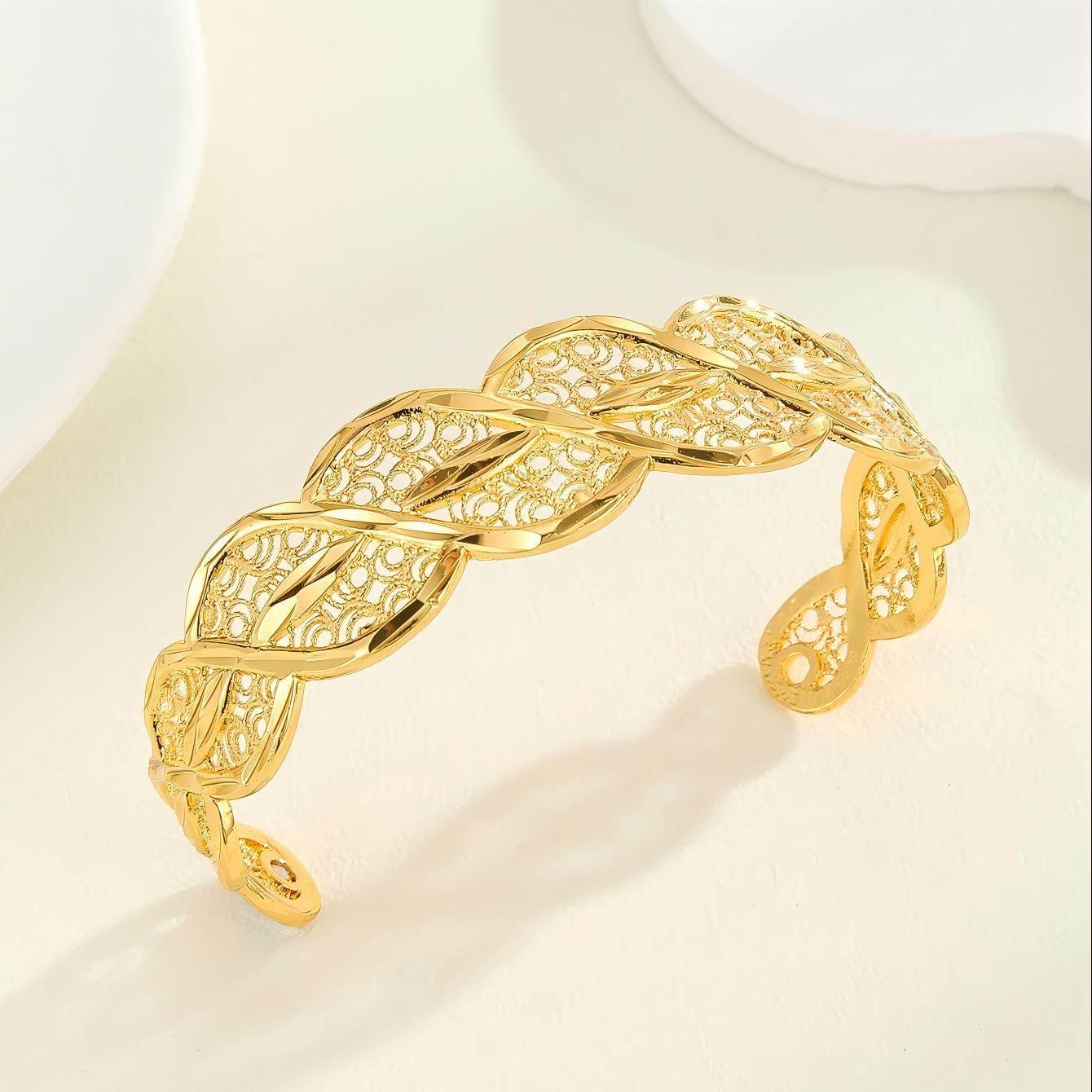 Buycenter 18K Gold Plated Diamond Pattern Bracelet - Vintage Women's Jewelry - Buy Center