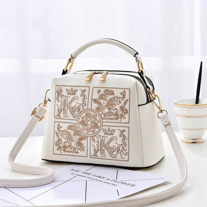 Buycenter Women's Embroidered Crossbody Shoulder Bag - Vintage Style - Buy Center