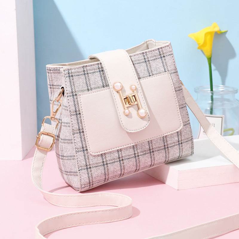 Buycenter One-Shoulder Crossbody Bag - Fashionable Urban Bucket Style - Buy Center