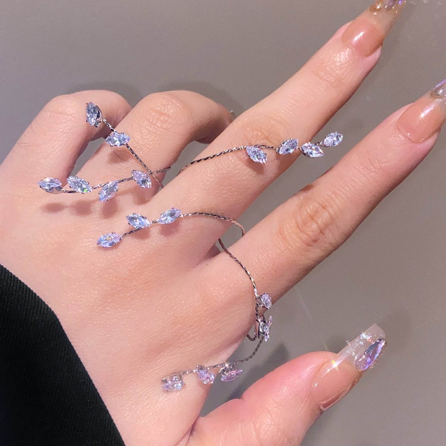 Buycenter Simple Zircon Leaves Finger Chain - Elegant Body Jewelry for Women - Buy Center
