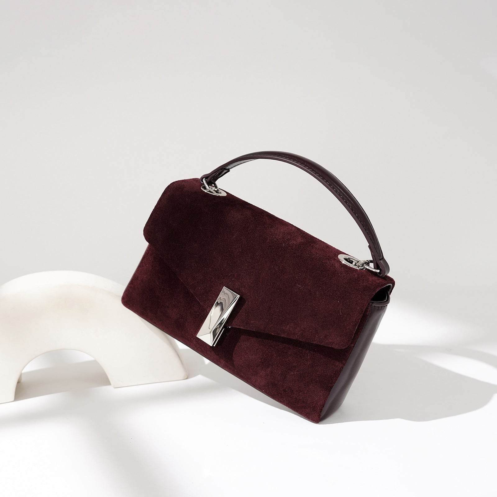 Leather Large Capacity Cowhide Shoulder Bag - Stylish & Adjustable Strap - Buy Center