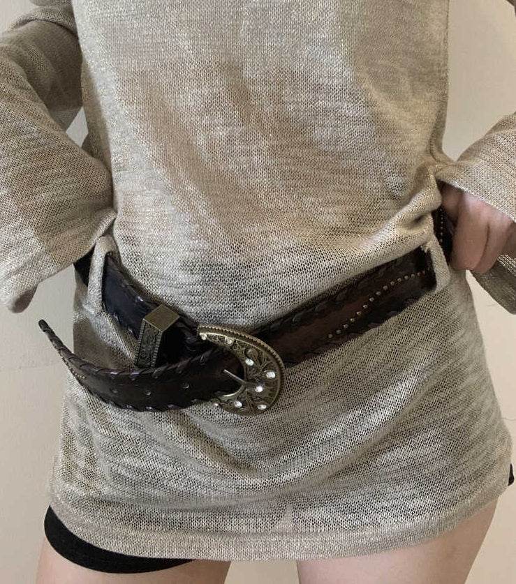 Vintage Distressed Rivet Belt - Stylish Cowhide Accessory for Fashion Lovers - Buy Center